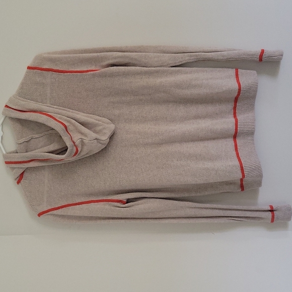 Banana Republic Hoodie - Picture 4 of 9